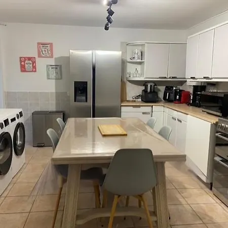 4 Avec Salle De Douche Et Wc Privative Saint-Quentin-des-Prés