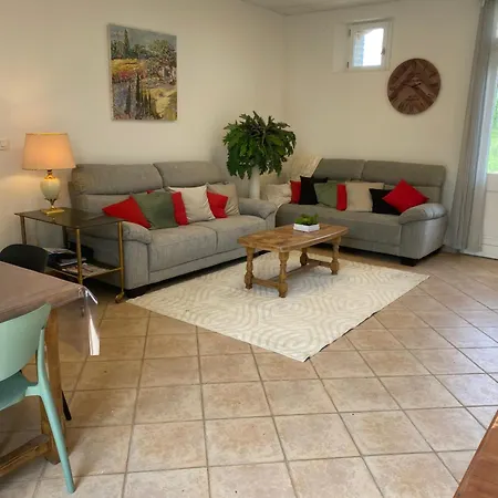 アパート 4 Avec Salle De Douche Et Wc Privative